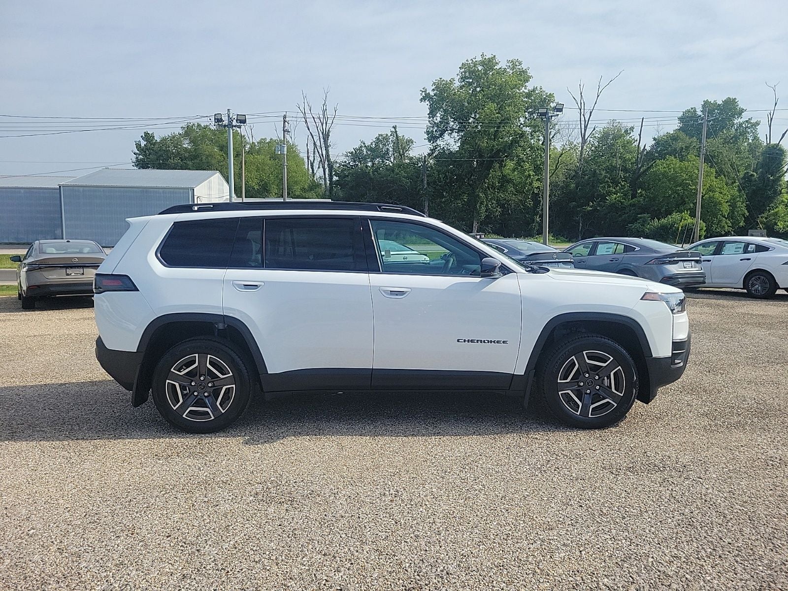 2026 Jeep Cherokee — side profile view