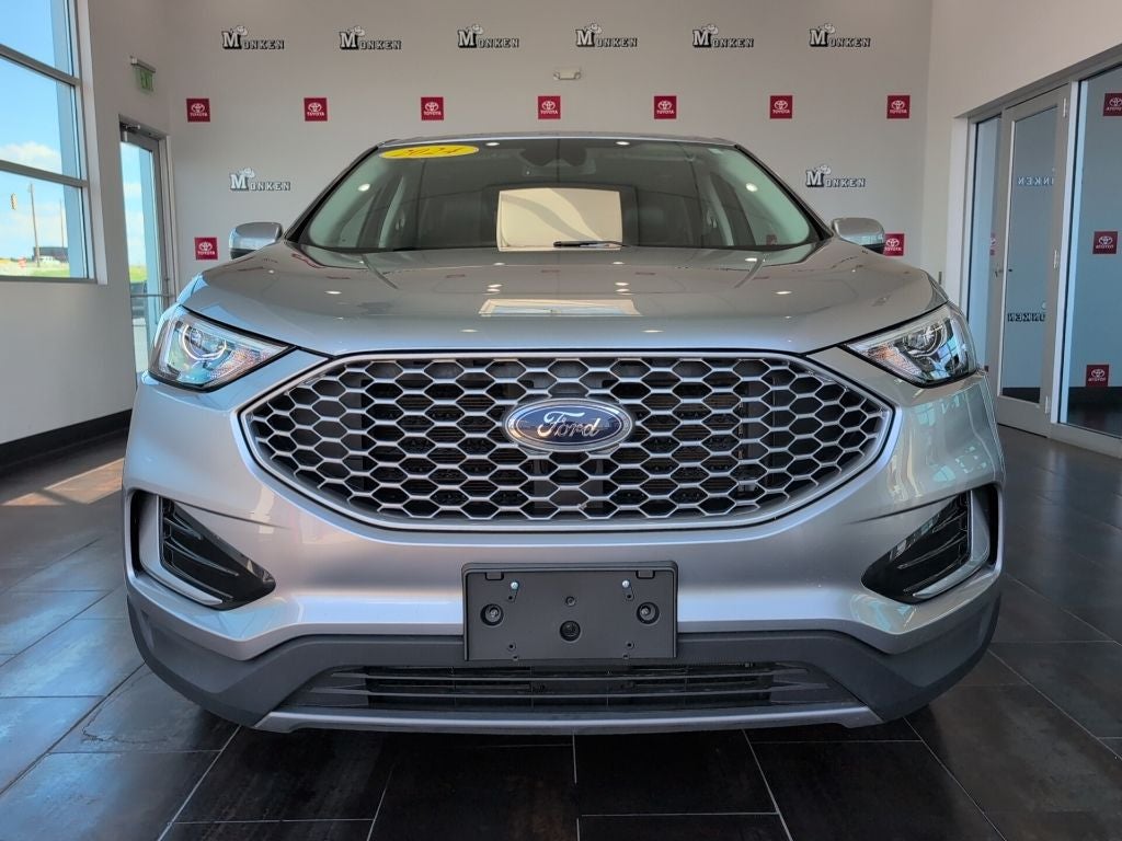 2024 Ford Edge — rear three-quarter view