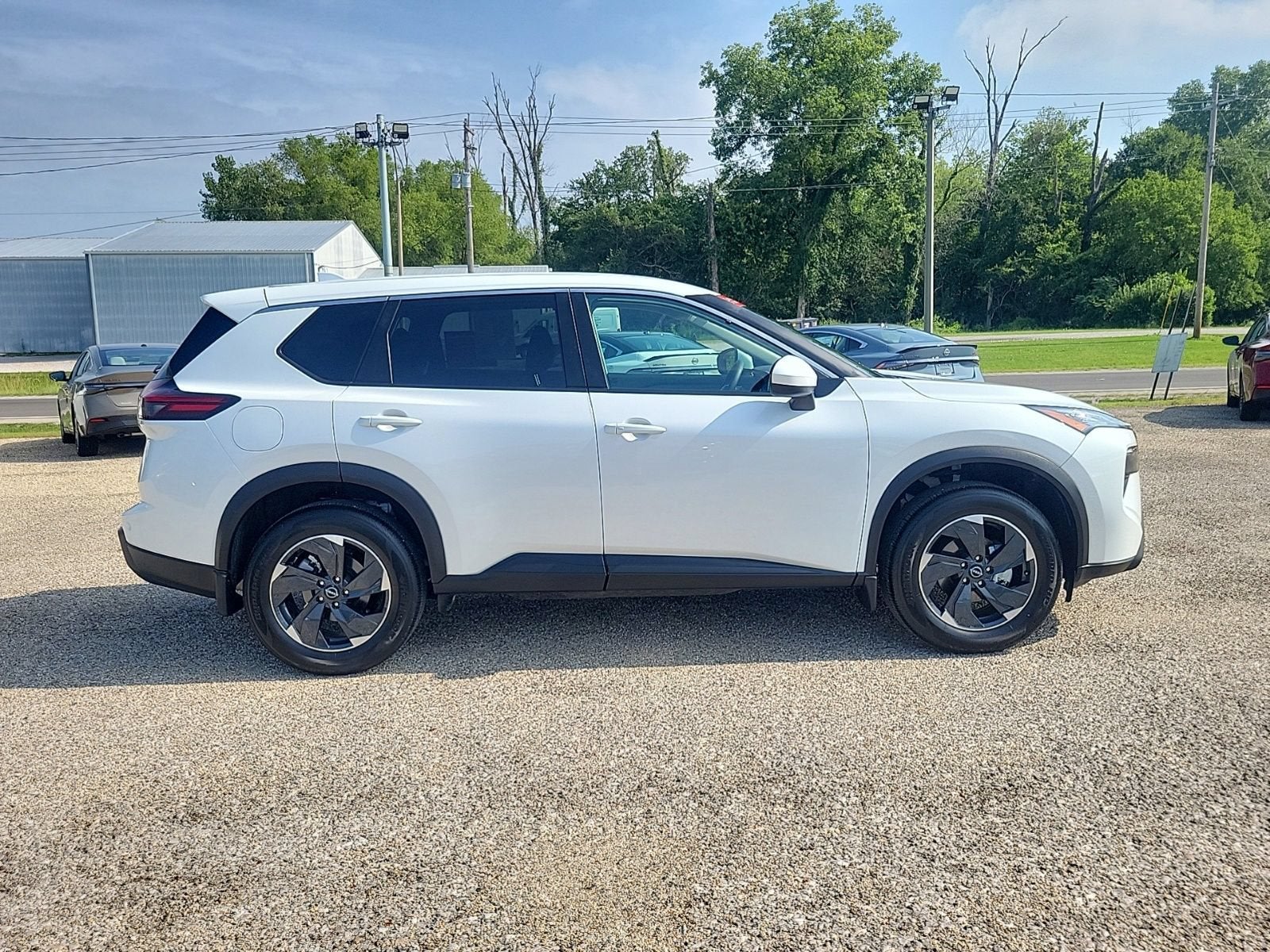 2026 Nissan Rogue — side profile view